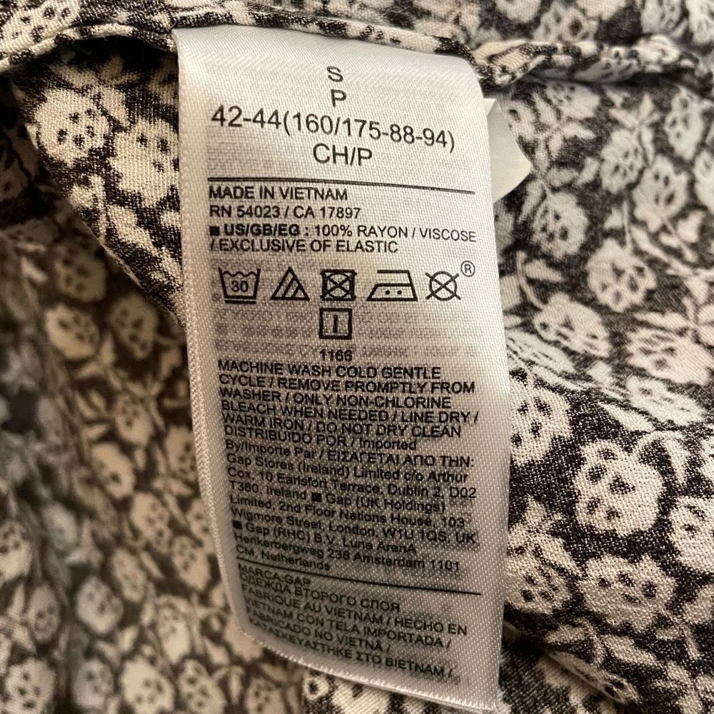 GAP Floral Dress size Small - Picture 4 of 4